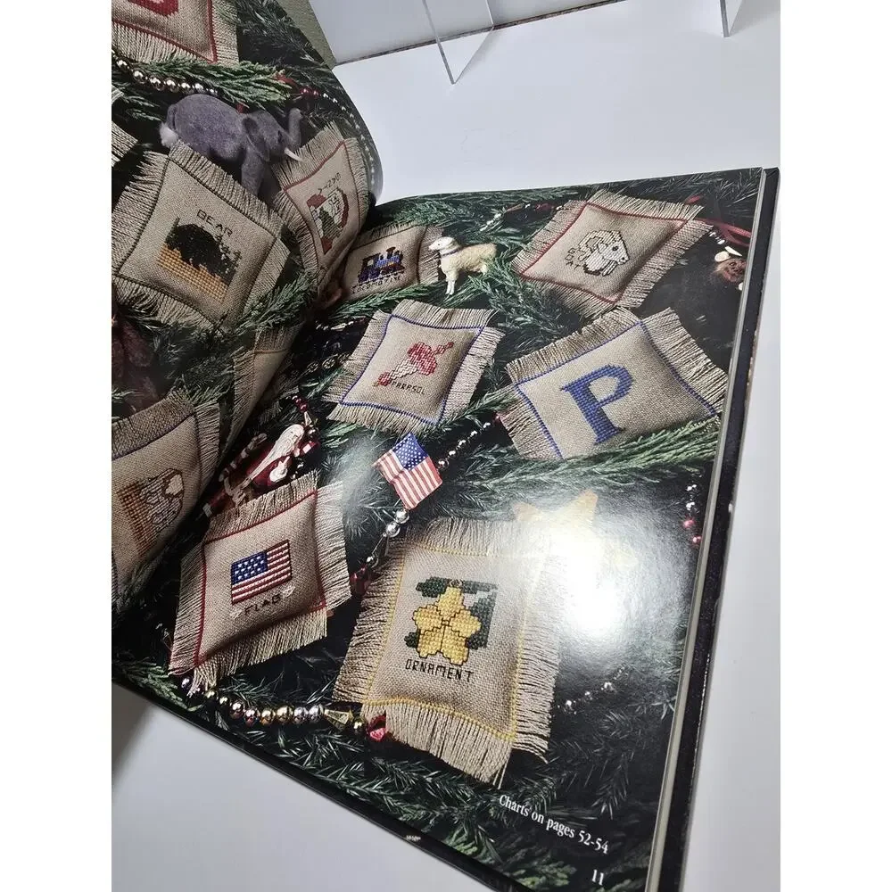 VTG Christmas Cross Stitch Book 1992 O Christmas Tree Leisure Arts Publication